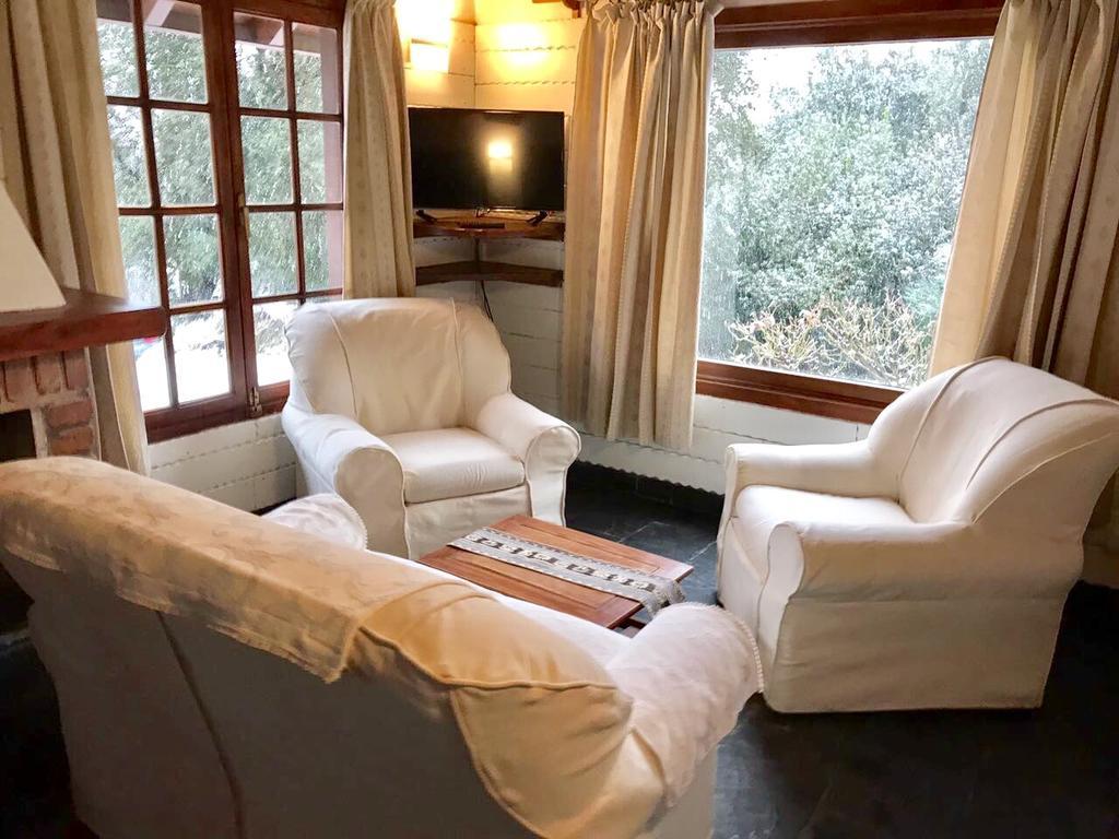 Cabanas & Aparts Lancuyen, Villa De Montana فيلا لا أنجوستورا المظهر الخارجي الصورة