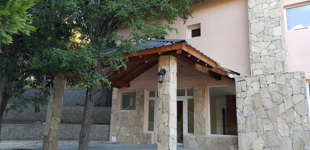 Cabanas & Aparts Lancuyen, Villa De Montana فيلا لا أنجوستورا الغرفة الصورة